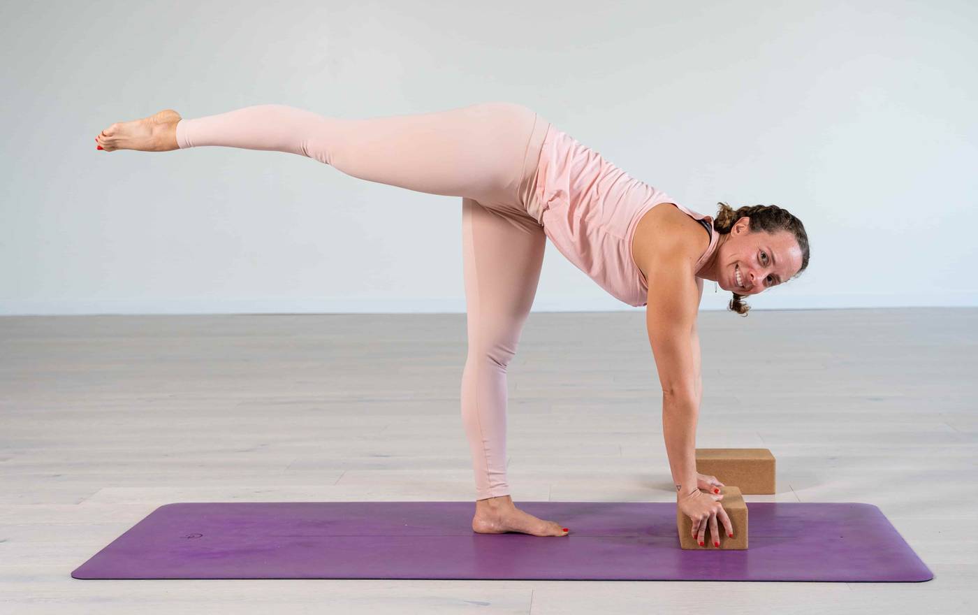 Strong_Vinyasa_with_Tatiana_Uprimny_all_levels_Full_Body_Activation_3.16.23_1-thumbnail-1400x1400-70.jpg